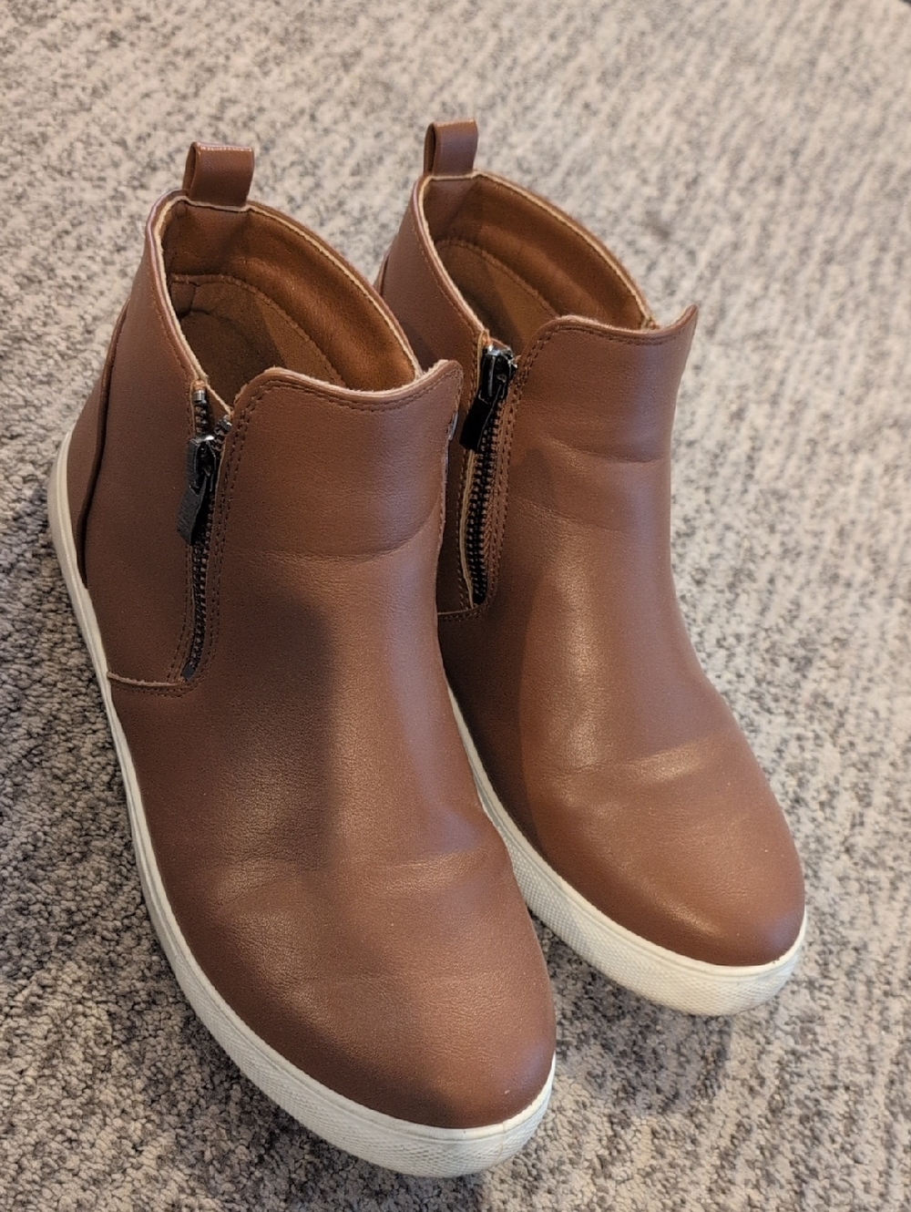 Brown Leather-Look Ankle Boots with Side Zip